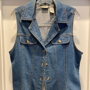 Sleeveless denim vest
